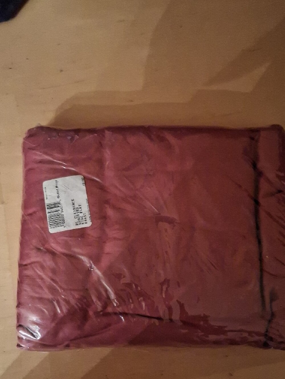 Ralph Lauren King Flat Sheet - Red - Picture 3 of 3